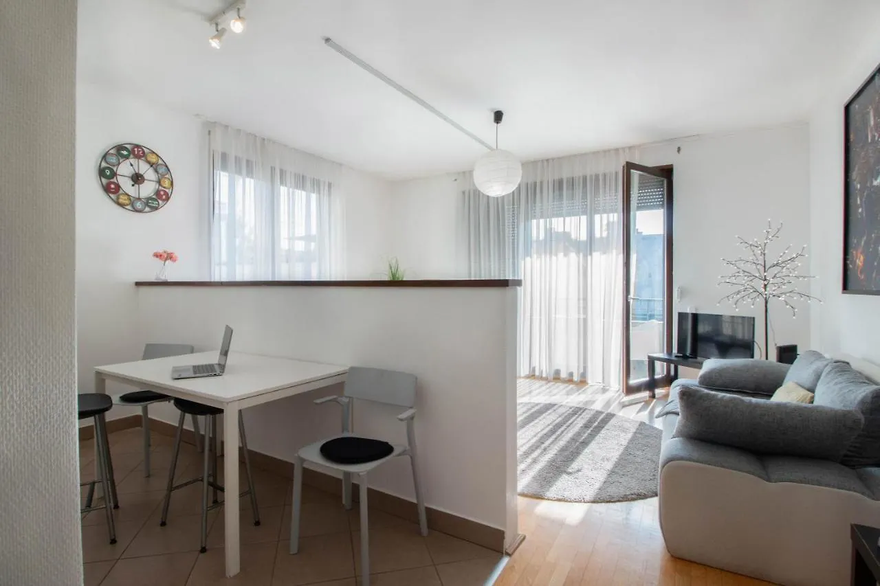 Kiraly Pop Studio With Terrace With Free Parking Apartment Budapest