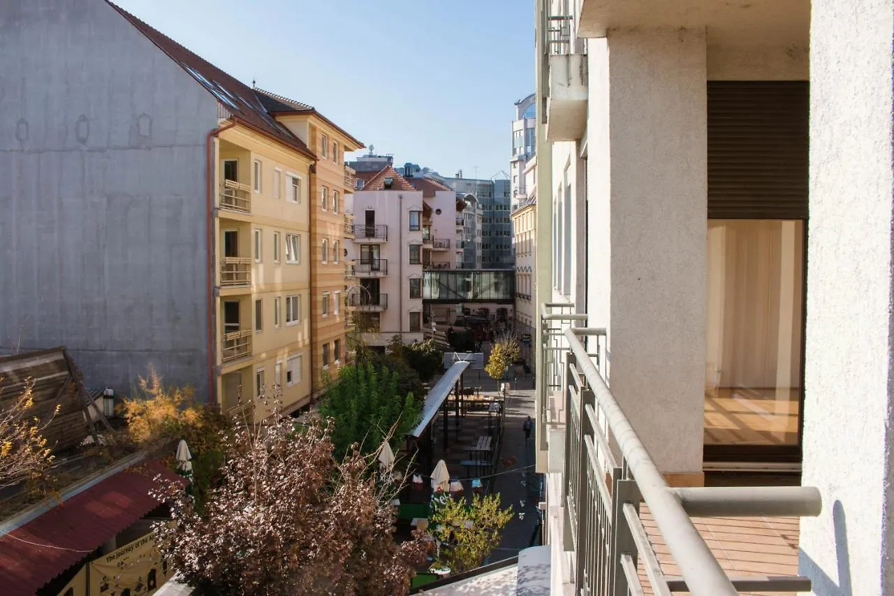 Kiraly Pop Studio With Terrace With Free Parking Apartment Budapest Hungary