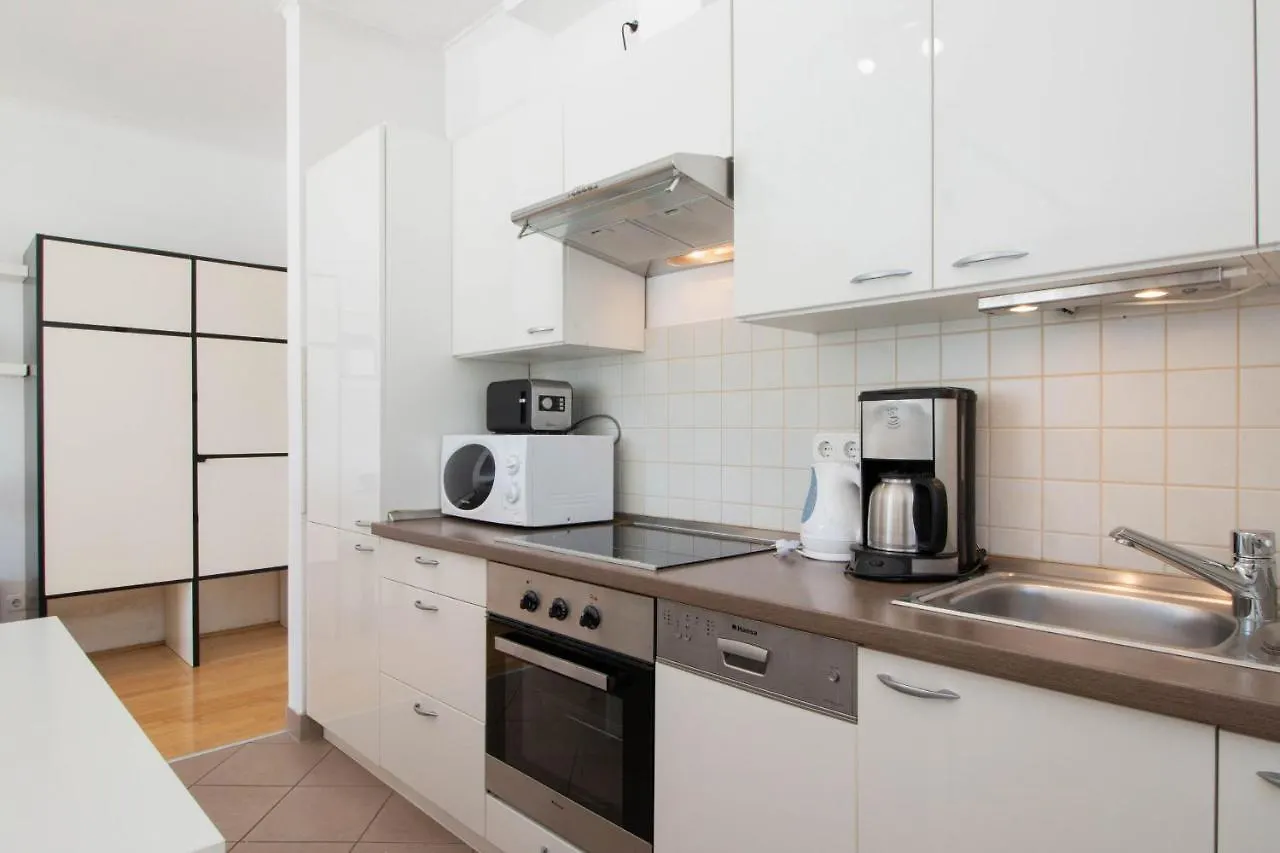 Kiraly Pop Studio With Terrace With Free Parking Apartment Budapest
